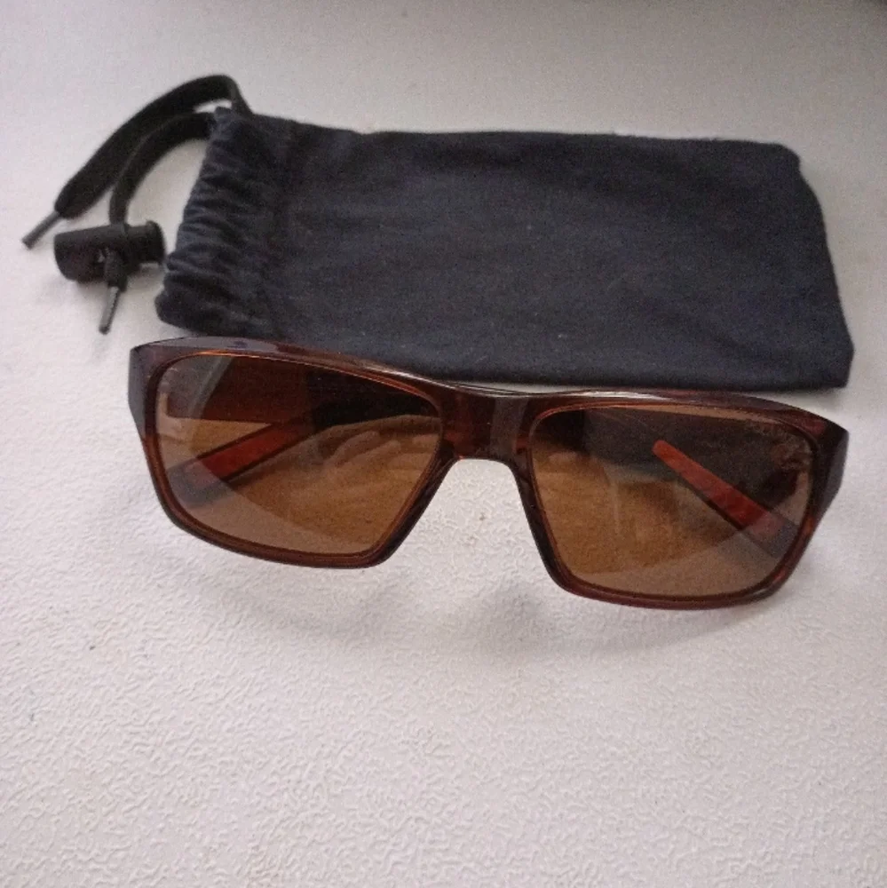 Sunglasses - Picture 1 of 12